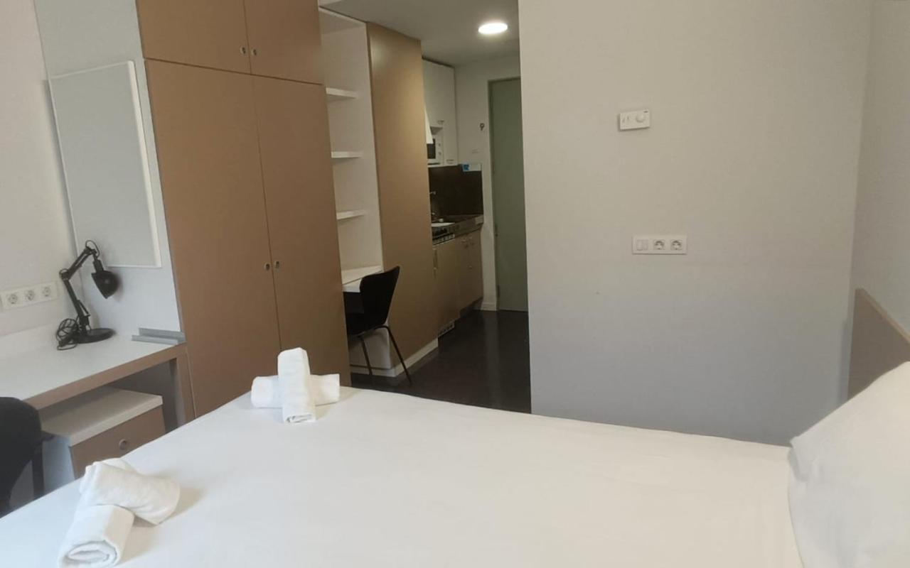 Residencia Universitaria Resa Roberto De Nobili Sant Cugat del Vallès Buitenkant foto